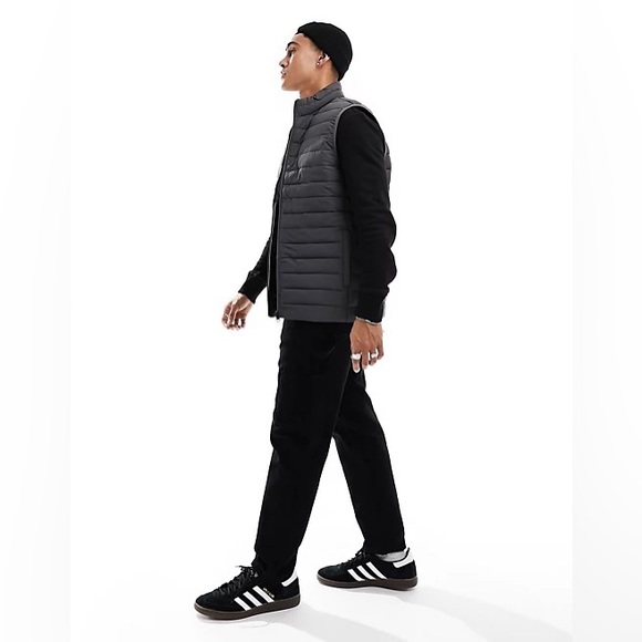 LIKE NEW Jack & Jones Essentials Vest Matte Dark Grey Large - Picture 2 of 8